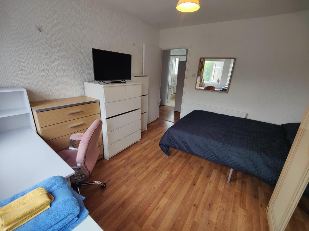 Beautiful And Homely Accommodation, Archway In Islington Near Camden Town Лондон Номер фото
